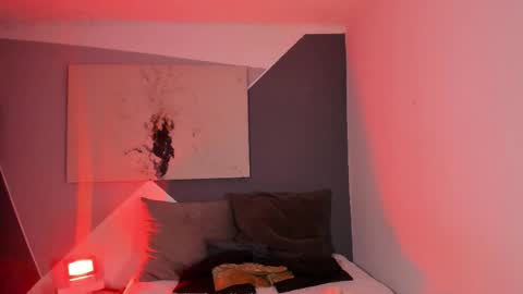 miiaawallace online show from 11/13/25, 10:30