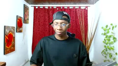 Snapshot of miilo18 chatting on 04/28/26, 09:03 milo online show from 04/28/26, 09:03