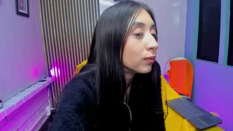 miilu  online show from 09/09/25, 03:17