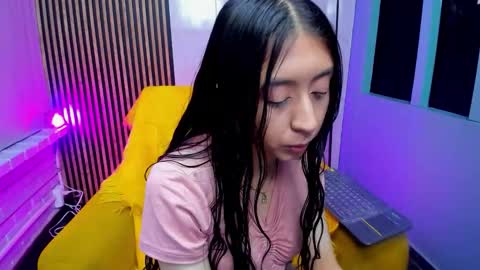 miilu  online show from 10/12/25, 03:27