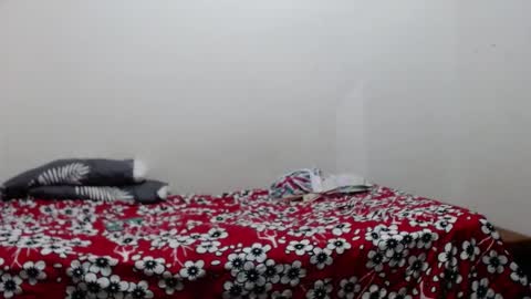 Snapshot of miiranda_cohen chatting on 12/31/24, 01:15 miiranda cohen online show from 12/31/24, 01:15