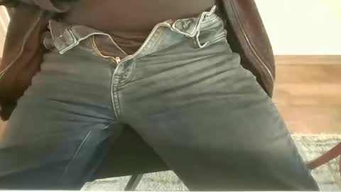 mik online show from 10/09/25, 12:25