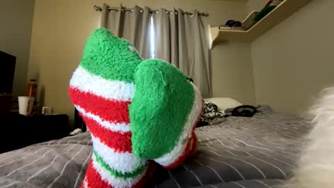 Snapshot of mik138 chatting on 12/15/25, 03:05 mik138 online show from 12/15/25, 03:05