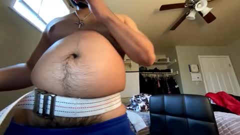 Snapshot of mik138 chatting on 01/05/26, 05:27 mik138 online show from 01/05/26, 05:27