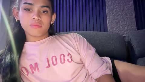 mika_pedersen online show from 11/04/25, 05:01