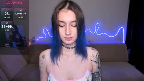 Mika online show from 11/24/25, 12:38