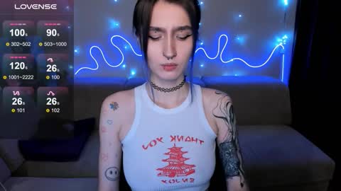 Mika online show from 12/20/25, 05:42