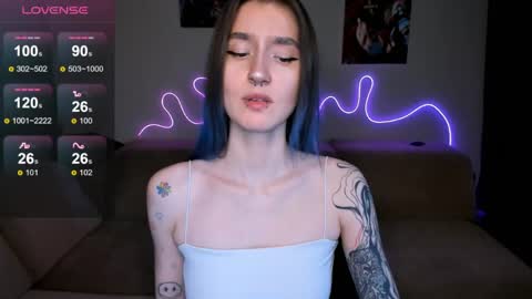 Mika online show from 03/08/26, 08:29