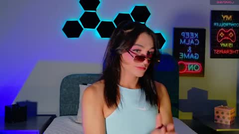 mika_velvet online show from 04/21/26, 09:06