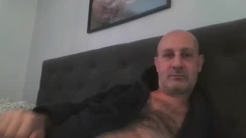 Snapshot of mikael_r52 chatting on 02/24/26, 07:06 mikael_r52 online show from 02/24/26, 07:06