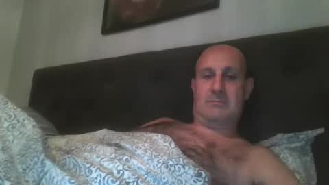 Snapshot of mikael_r52 chatting on 05/15/26, 10:17 mikael_r52 online show from 05/15/26, 10:17