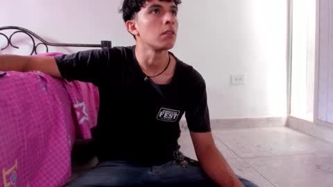 mikael_stor online show from 10/10/25, 12:15