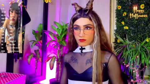 mikaelarangel online show from 10/10/25, 03:05
