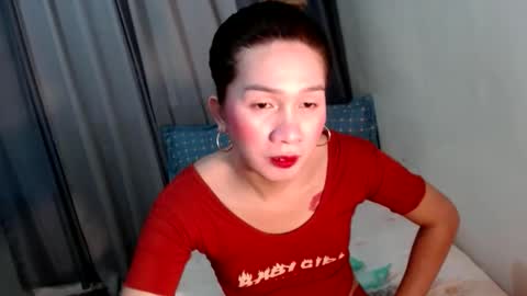 Snapshot of mikaellasander chatting on 10/18/25, 02:58 ELLA online show from 10/18/25, 02:58