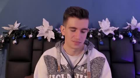 mikael online show from 12/05/25, 04:10