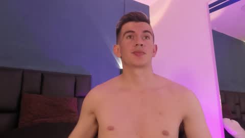 mikael online show from 02/11/26, 05:34