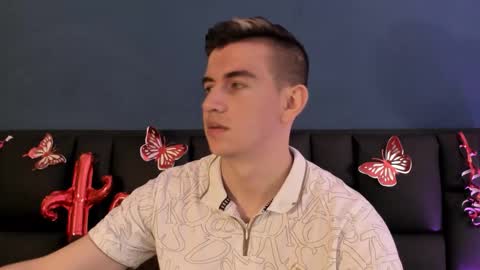 mikael online show from 02/15/26, 03:25