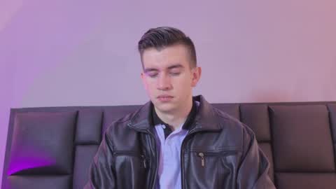 mikael online show from 04/17/26, 04:15