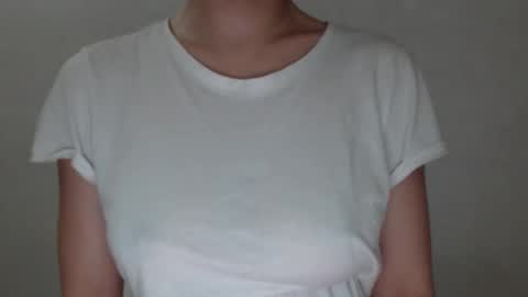 Snapshot of mikahdos chatting on 03/01/26, 09:39 SORAYA online show from 03/01/26, 09:39