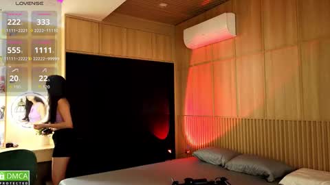 Miko now i live in Vietnam online show from 10/25/25, 03:40