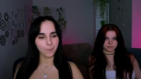 Mika online show from 04/21/26, 09:48