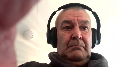 mike26051 online show from 10/27/25, 02:54