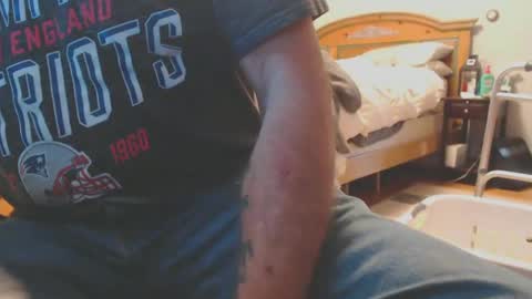 Snapshot of mike694fun chatting on 02/04/25, 04:50 mike694fun online show from 02/04/25, 04:50