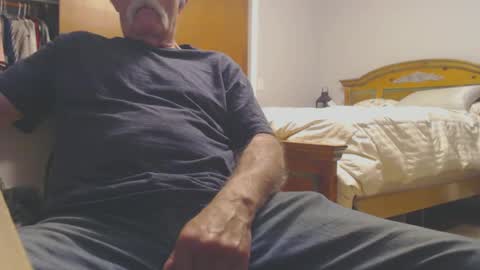 Snapshot of mike694fun chatting on 02/27/25, 03:14 mike694fun online show from 02/27/25, 03:14