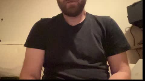 Snapshot of mike_berlin1 chatting on 01/01/25, 09:20 MIke online show from 01/01/25, 09:20