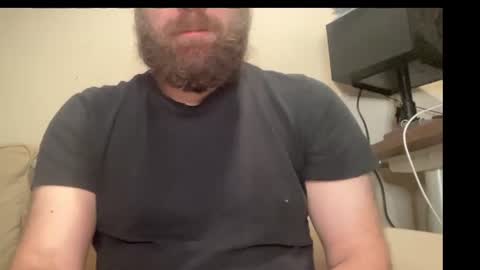 Snapshot of mike_berlin1 chatting on 06/22/26, 10:40 MIke online show from 06/22/26, 10:40