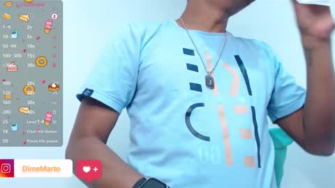 Snapshot of mike_black_22 chatting on 10/03/25, 02:03 Mike online show from 10/03/25, 02:03