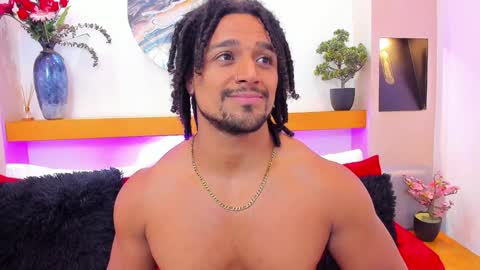 Snapshot of mike_estevess chatting on 01/30/25, 09:36   online show from 01/30/25, 09:36