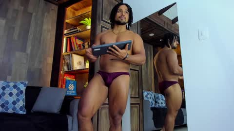 Snapshot of mike_estevess chatting on 02/04/25, 07:18   online show from 02/04/25, 07:18