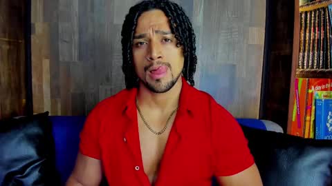 Snapshot of mike_estevess chatting on 02/22/25, 09:34   online show from 02/22/25, 09:34