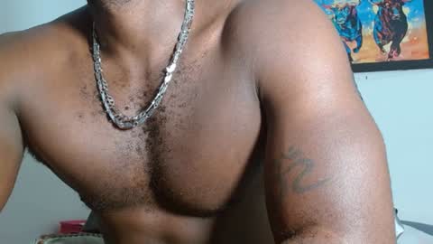 Snapshot of mike_kingcum chatting on 01/20/25, 02:01 mike online show from 01/20/25, 02:01