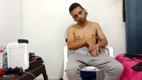 mike_leonrey22 online show from 11/25/25, 12:10