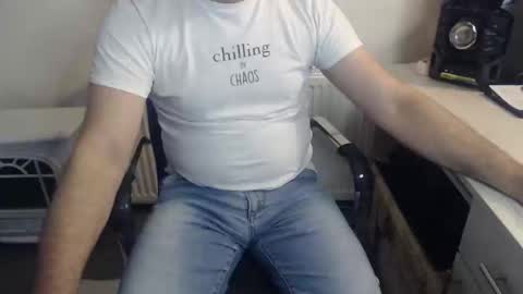 Snapshot of mike_master30 chatting on 01/31/25, 08:22 MikeMaster online show from 01/31/25, 08:22