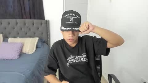 mike_master9 online show from 10/06/25, 11:29