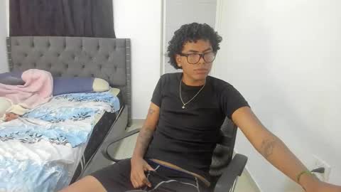 mike_master9 online show from 10/20/25, 06:30