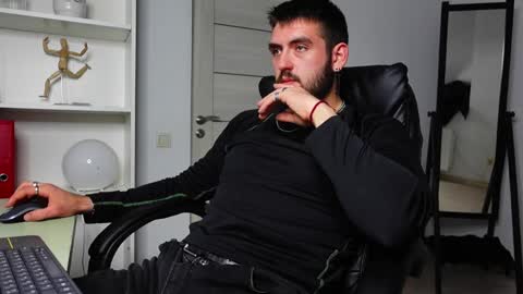 MIKE PLATANO online show from 09/24/25, 09:07