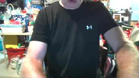 mikeb3200 online show from 12/14/25, 01:05