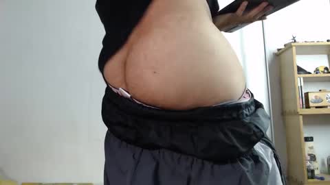 mikedick_420 online show from 02/19/25, 03:50