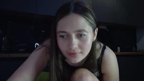 mikee4478 online show from 05/04/26, 08:49
