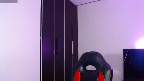 ZARA BLARE online show from 01/03/25, 01:16