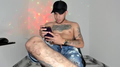 mikee_scooth online show from 05/06/26, 06:46
