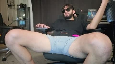 mikehawk1589 online show from 04/13/26, 08:31