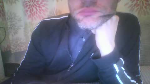 mikehockishuge9 online show from 01/22/25, 11:32