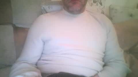 mikehockishuge9 online show from 11/15/25, 04:25