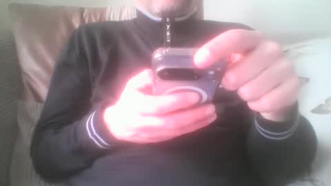 mikehockishuge9 online show from 04/14/26, 04:35