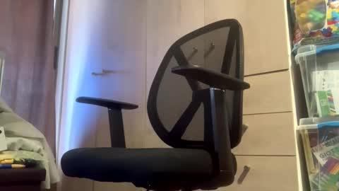 Snapshot of miker1239 chatting on 10/05/25, 07:01 miker1239 online show from 10/05/25, 07:01